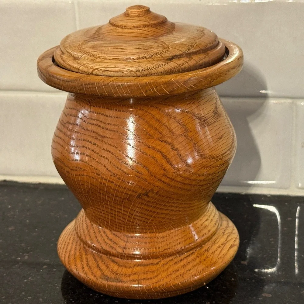 Handmade‎ Turned Wood Lidded Jar Canister Pedestal Base Glossy Natural Grain